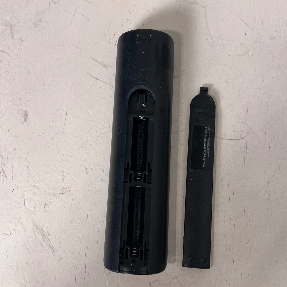 Samsung BN59-01199F TV Remote Control Black - FOR PARTS / NOT WORKING